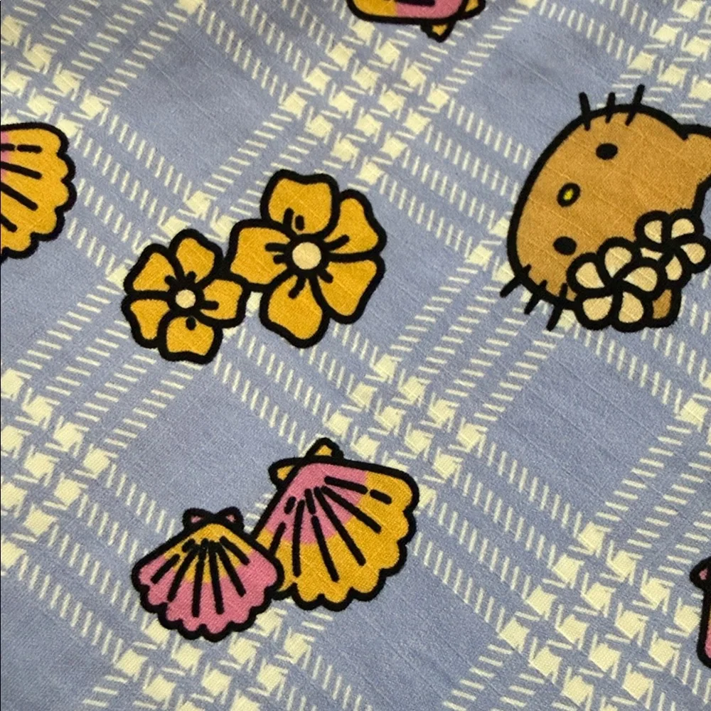 Aloha Collection Hello Kitty Palaka Le Tour Crossbody Bag NWT - Picture 6 of 6